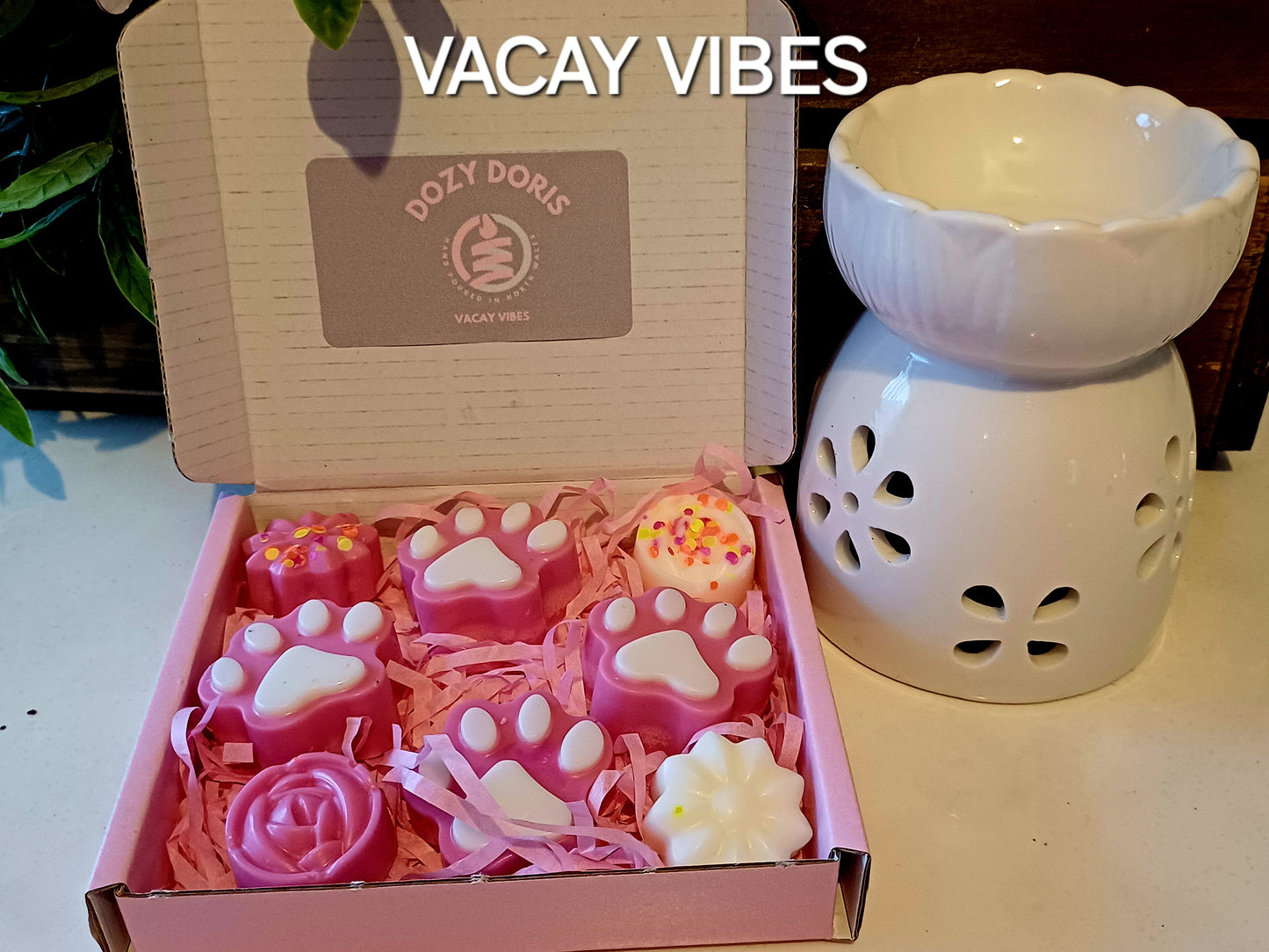 Vacay Vibes gift box