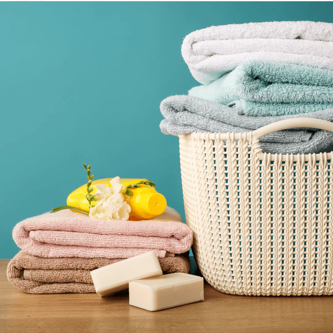 Lavish Laundry wax melt snap bar